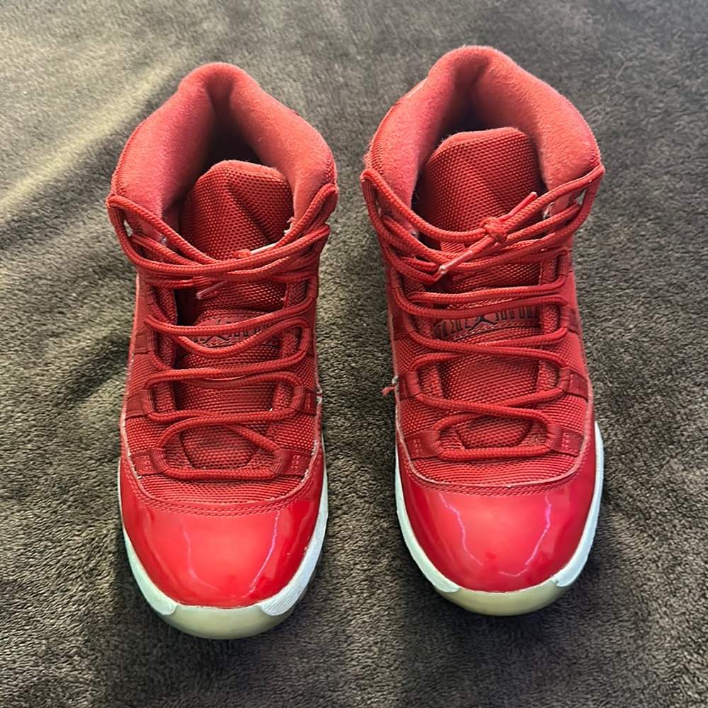 Jordan 11*****USED SIZE 3 Preschool